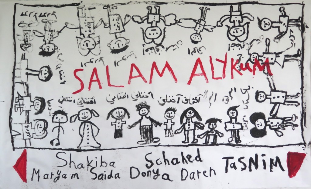 Dieter Mammel mit Flüchtlingskindern, Salam Aleikum, © Dieter Mammel